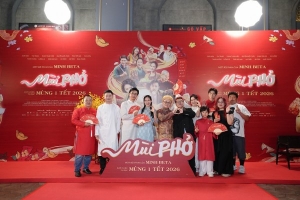 Dàn diễn viên “Mùi phở” rưng rưng trong buổi công chiếu phim