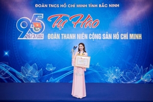 Hòa Minzy nhận giải thưởng mới từ tỉnh Bắc Ninh