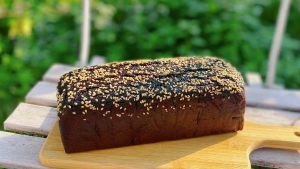 Thực đơn hàng ngày: Bánh mì gạo lứt