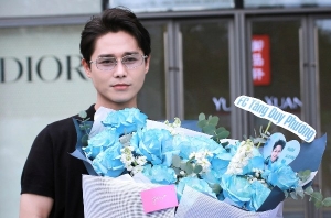 Tăng Duy Tân nổi tiếng với loạt hit và chuyện tình đẹp bên Bích Phương