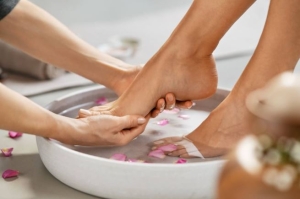 Bốn thói quen buổi tối giúp da “hồi sinh” đơn giản nhưng hiệu quả tại nhà