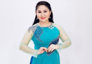 5 chị em đào hát thuộc gia tộc Minh Tơ