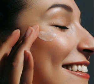 Sau đi biển da cháy nắng: Làm sao để phục hồi nhanh và hạn chế sạm da