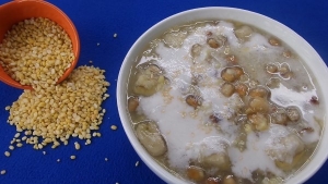 Thực đơn hàng ngày: Chè chuối đậu xanh 