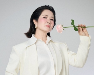 NSƯT Nguyệt Hằng khoe vẻ đẹp viên mãn và hành trình bền bỉ với nghệ thuật