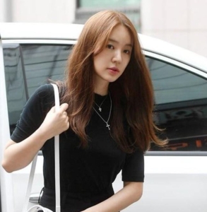 Bí quyết giữ vóc dáng của Yoon Eun Hye