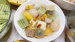 Thực đơn hàng ngày: Chè khúc bạch phô mai