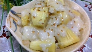 Thực đơn hàng ngày: Chè sake nếp 