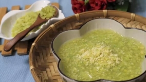 Thực đơn hàng ngày: Chè cốm đậu xanh