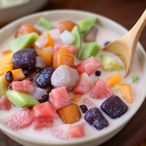 Thực đơn hàng ngày: Chè trái cây thập cẩm