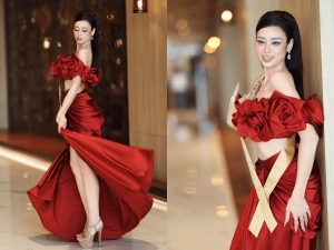 Emoura Phạm ghi dấu ấn với loạt váy áo cắt xẻ tại Miss Grand International 2026