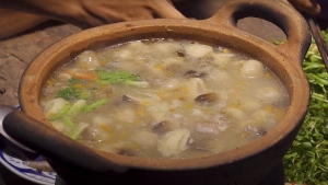 Thực đơn hàng ngày: Cháo cá khoai